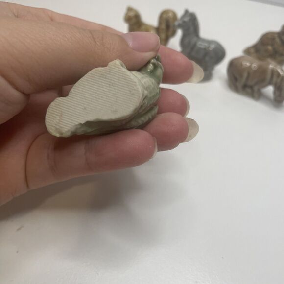 6 Piece England Wade Figures Animal different figures Zebra Etc. - Picture 5 of 6